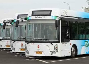 Seven Stars Cloud Group Inks $24 Billion Blockchain Solution Deal with Top Chinese Bus Operator