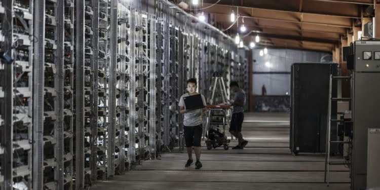 New Threat for Crypto Market Following the Consolidation of Bitcoin Miners to Absorb High Mining Costs