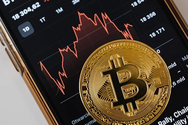 Top Rated Crypto Currencies 2025: AVAX, SOL, ADA & Cold Wallet Stand Out 3 btc&chart