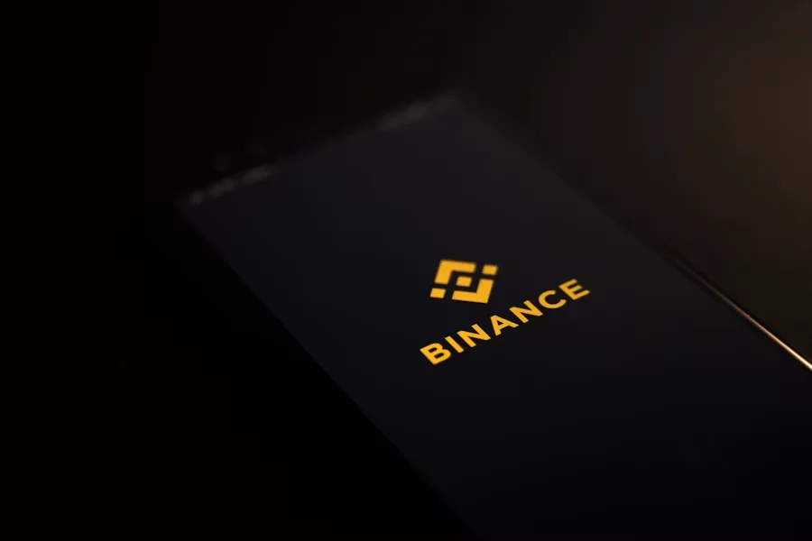 BNB Holds at $618 & DOGE Crash While BlockDAG’s Casino Could Boost BDAG to Top 10 Status 2 bnb